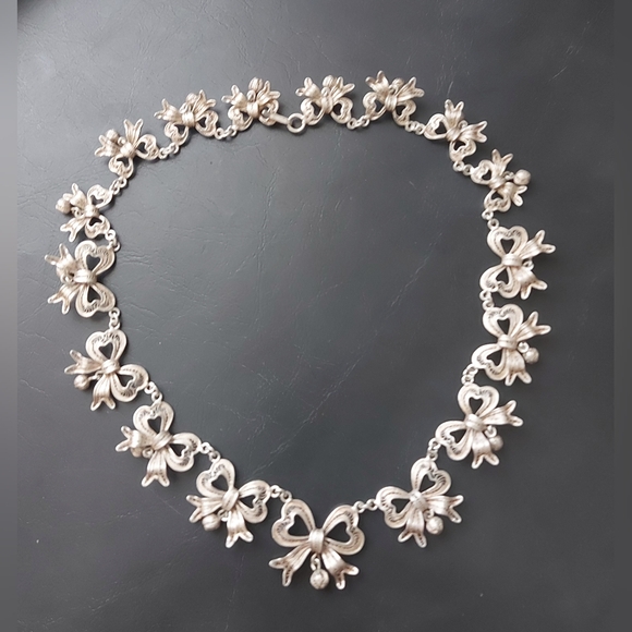 Antique Silver Filigree Bow Heart Link Necklace - Picture 5 of 10